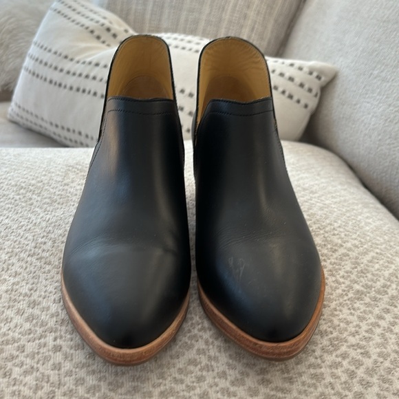 Nisolo Mia Everyday Ankle Boot. Black. Size 8.5 - Picture 6 of 9